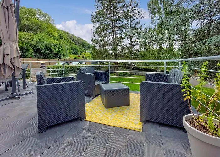 Holiday home Le Chene Pommier *